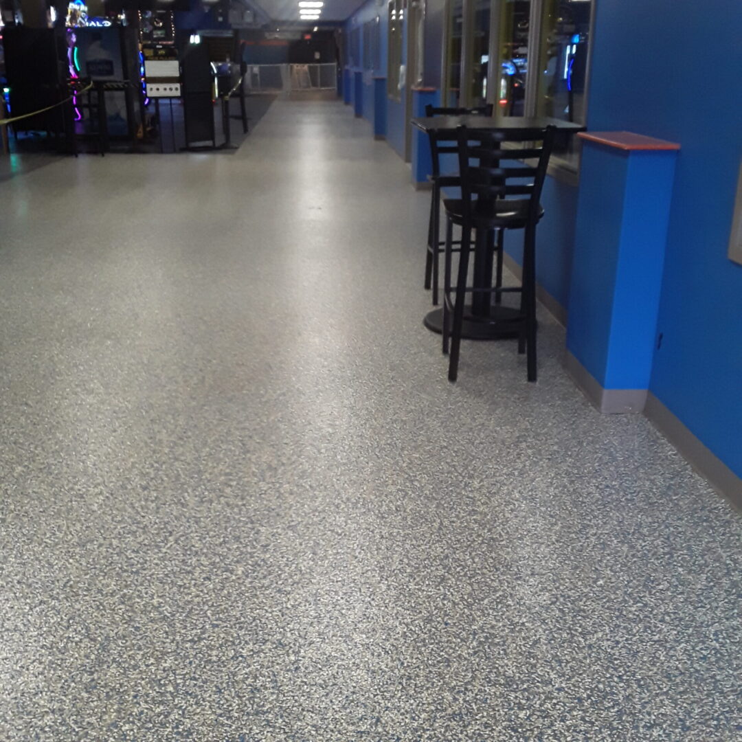 Epoxy floor with color flakes, Bar