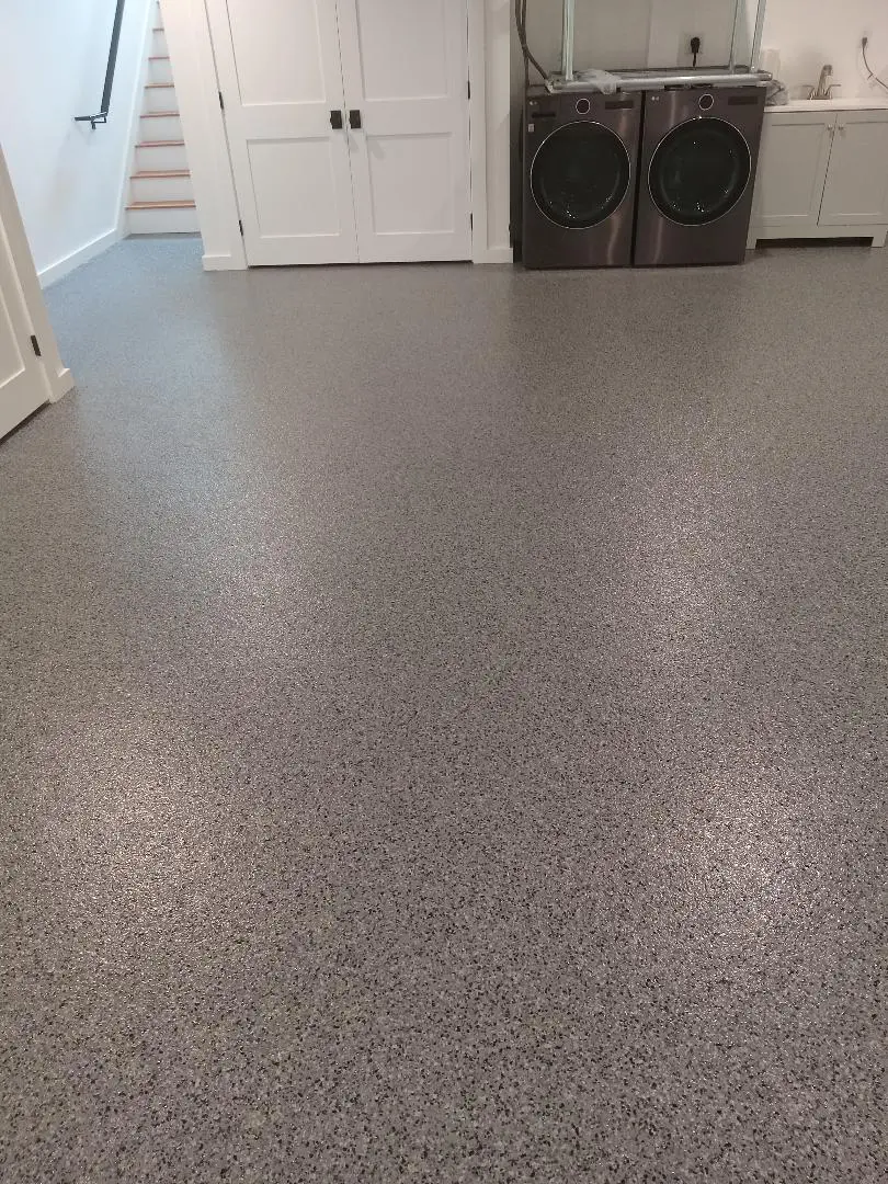 Epoxy color flake basement floor